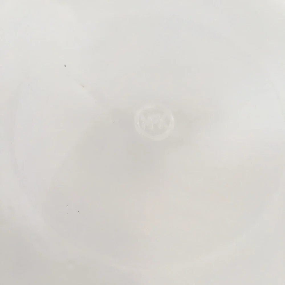Vintage McKee Mixing bowl White 3 liter Iridescent Glass ceramic MCM